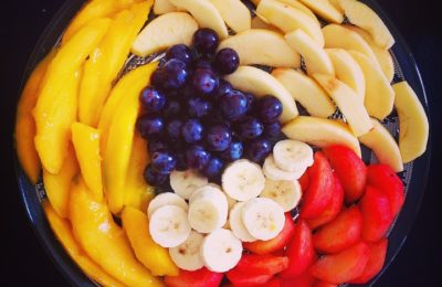 Salade de fruits : Banane fraise raisin mangue